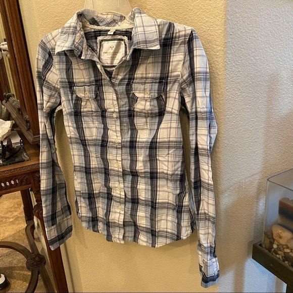 AMERICAN EAGLE Blue Plaid Button Top Size 2 - Picture 7 of 7